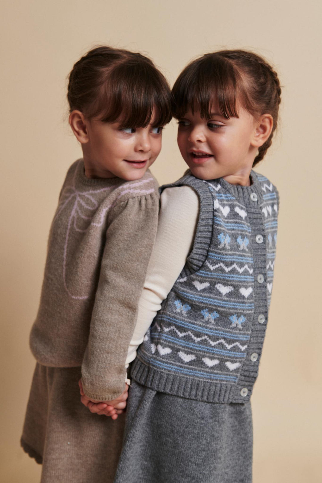 CASHMERE PATTERN VEST - DK GREY COMB
