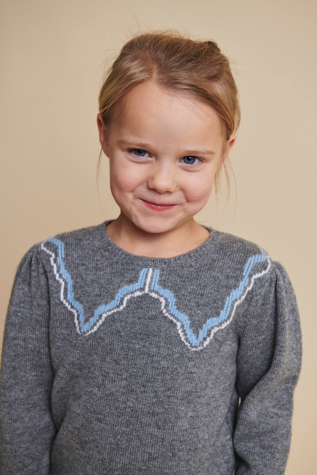 CASHMERE  BLOUSE W. COLLAR DECO - DK GREY/BLUE COMB.