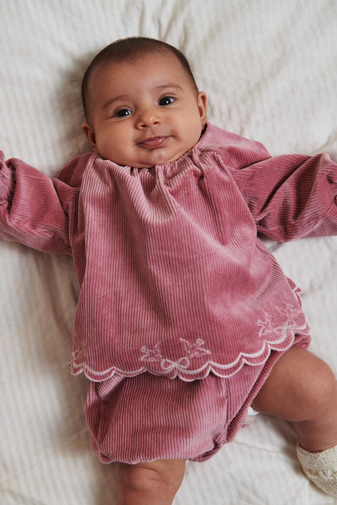 CORDUROY BABY SET W. EMB. - ROSE COMB