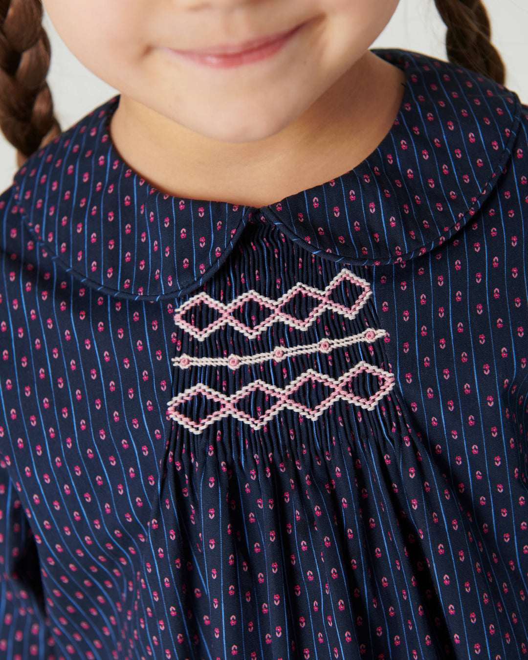 Printed Blouse w. Collar & Handmade Smock Emb. - Navy Flower Aop