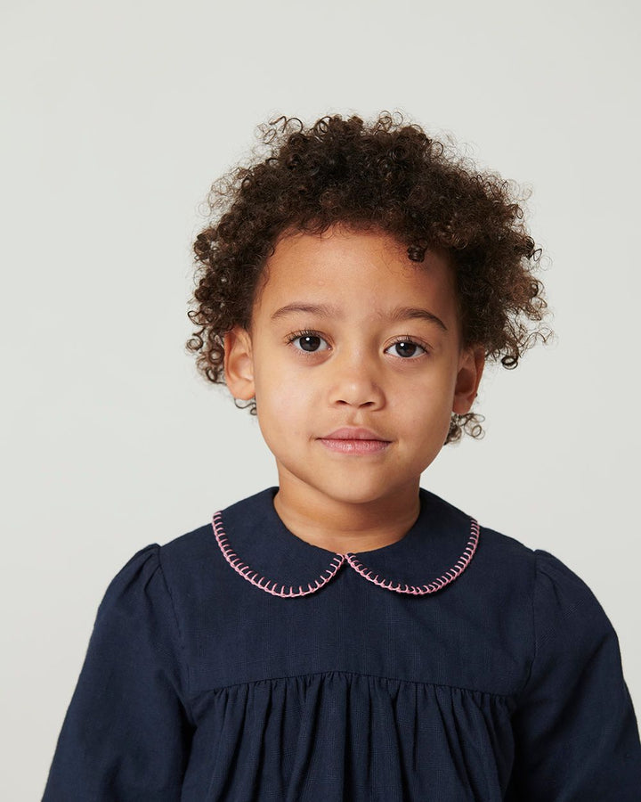 Blouse w. Collar & Blanket Stitch - Navy