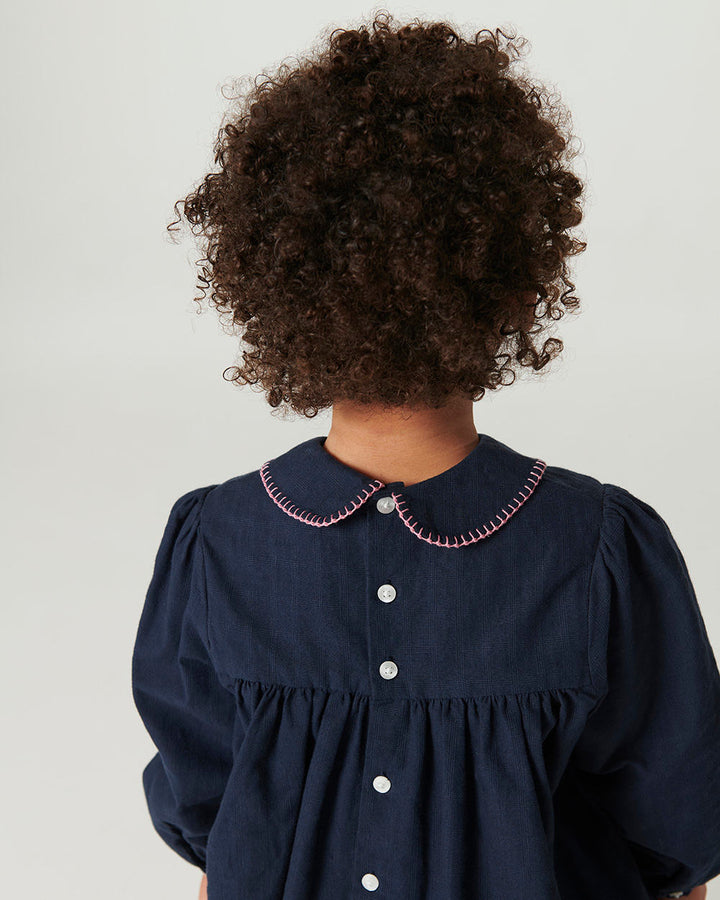 Blouse w. Collar & Blanket Stitch - Navy