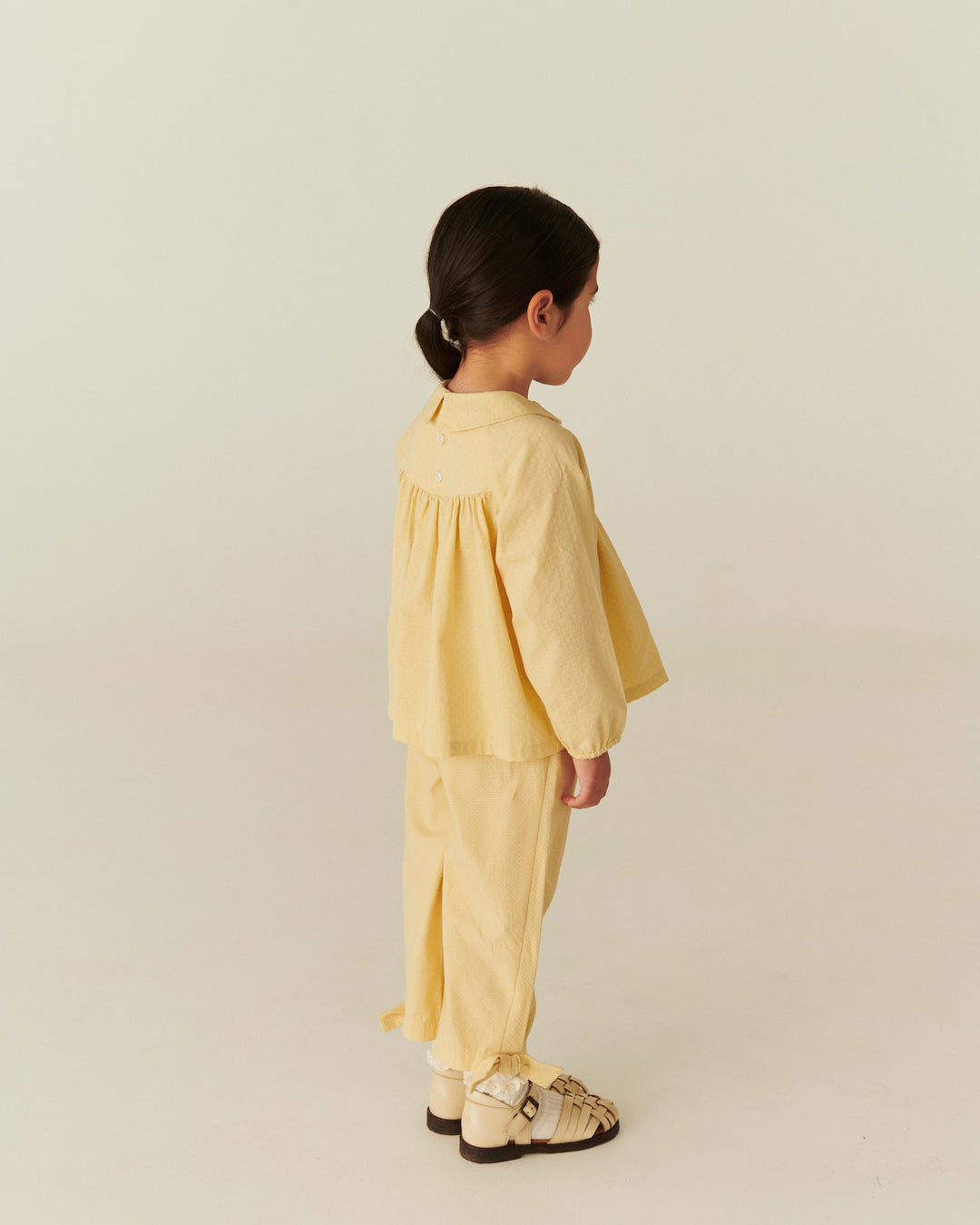 BLOUSE LS W. SMOCK EMB. - PALE YELLOW COMB.