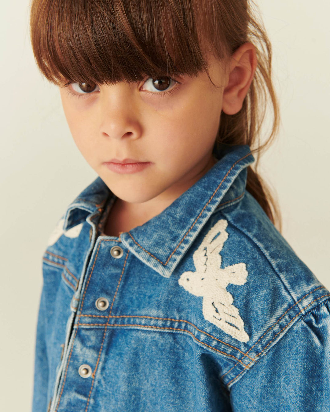 DENIM FRILL JACKET W. CROCHET DOVES - INDIGO BLUE WASHED
