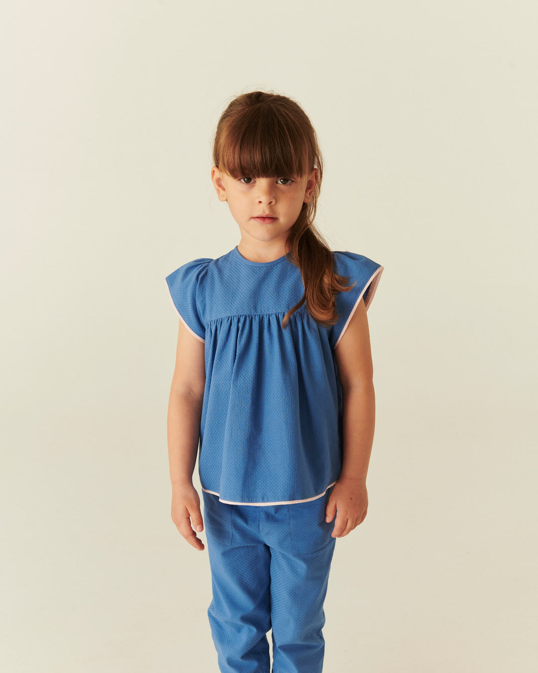 BLOUSE W. CONTRAST PIPING - OCEAN BLUE COMB.