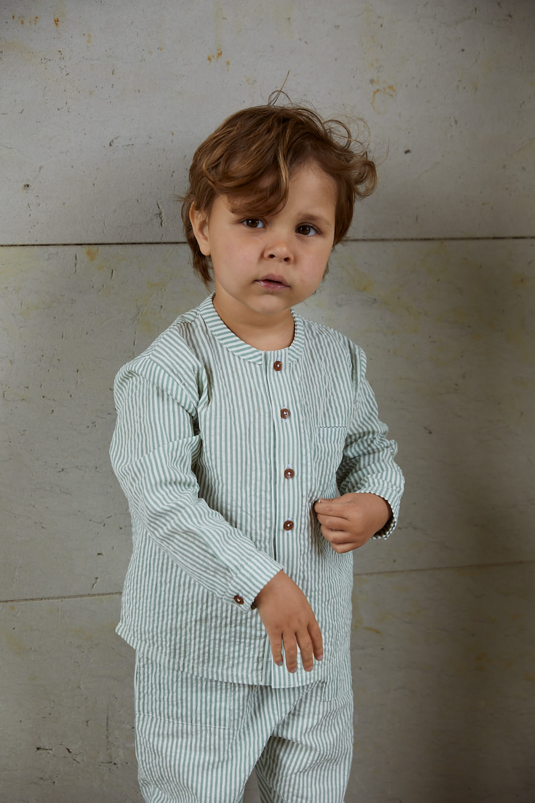 SEERSUCKER SHIRT W. PLACKET - GREEN W CREAM STRIPE