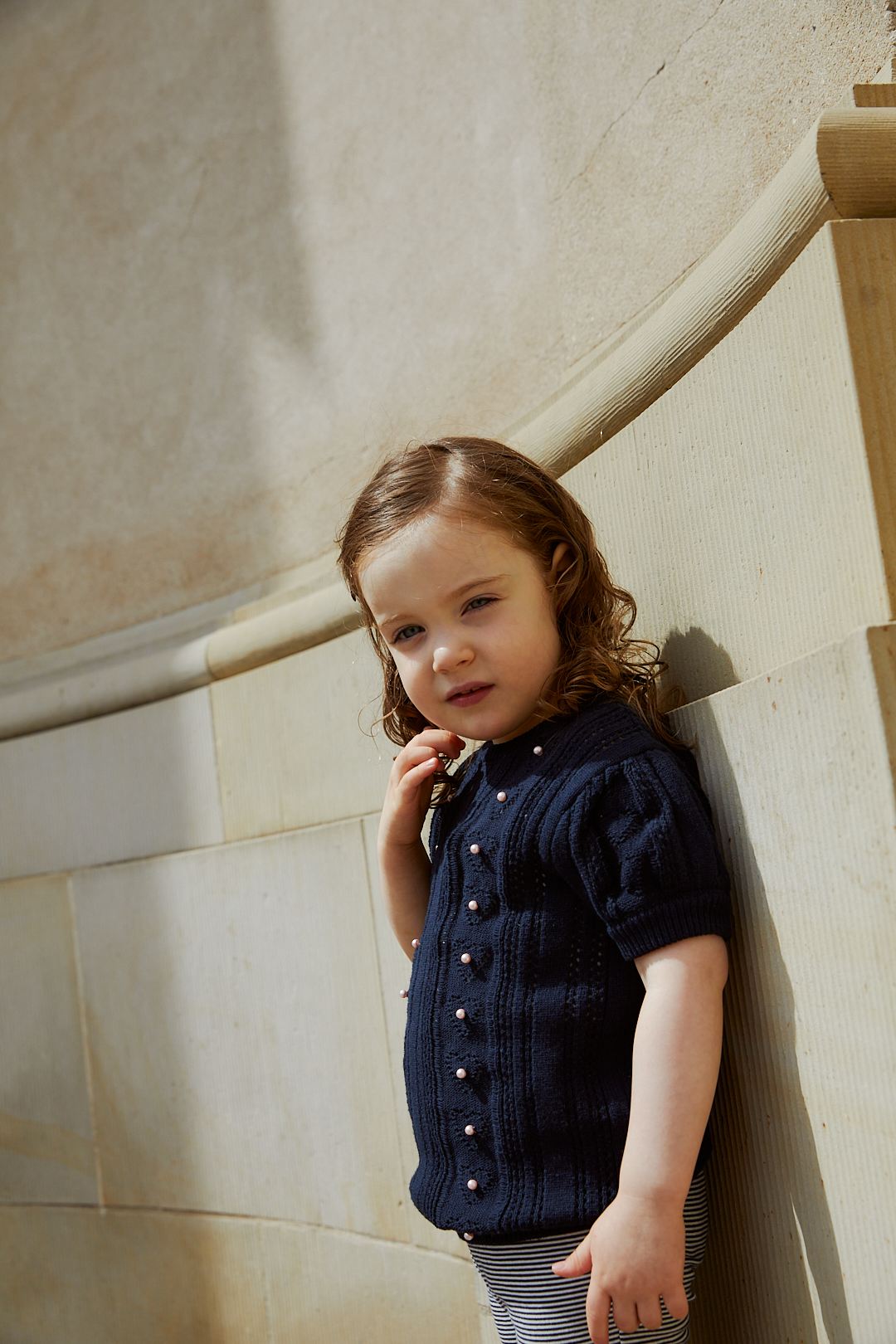 KNITTED POINTELLE BLOUSE W PEARLS - NAVY COMB.