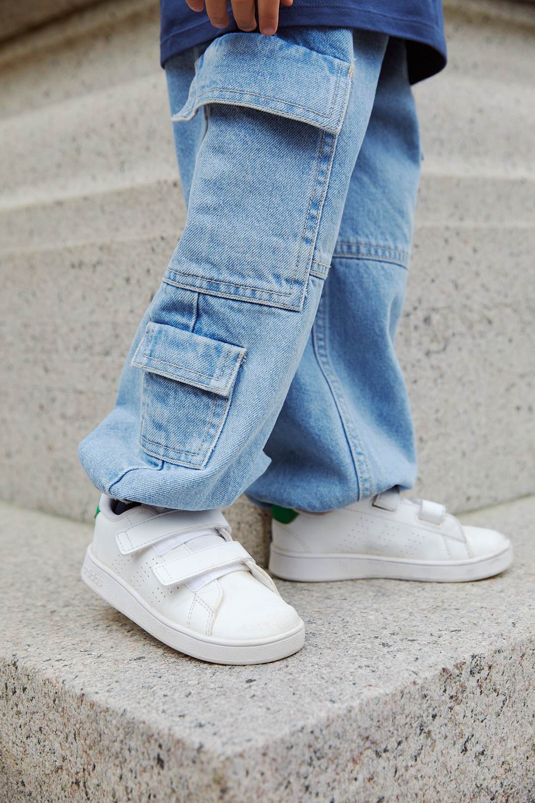 ORGANIC CARGO DENIM PANTS - UNISEX - LT BLUE INDIGO WASHED