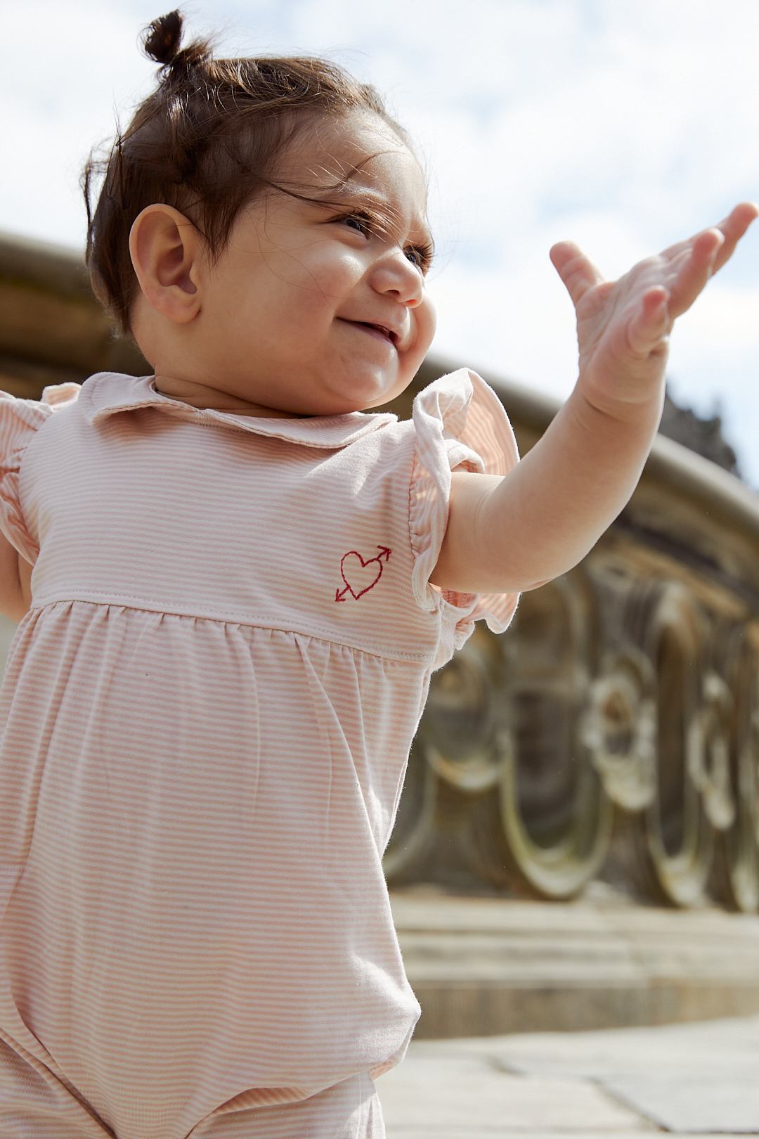 STRIPED GIRLY ROMPER W. EMBROIDERY - DUSTY ROSE/CREAM STRIPE