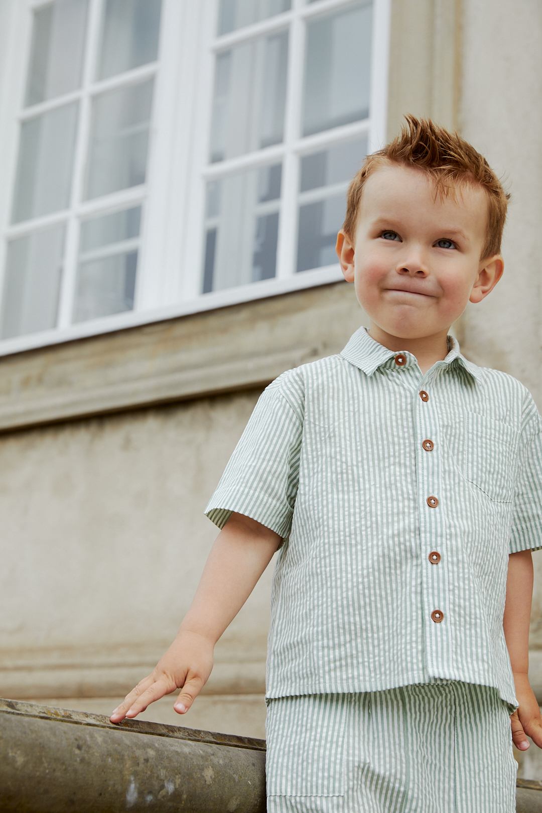 SEERSUCKER SS SHIRT - GREEN W CREAM STRIPE