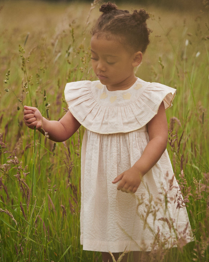 SEERSUCKER DRESS W. HEART - DUSTY ROSE W CREAM STRIPE W YELLOW