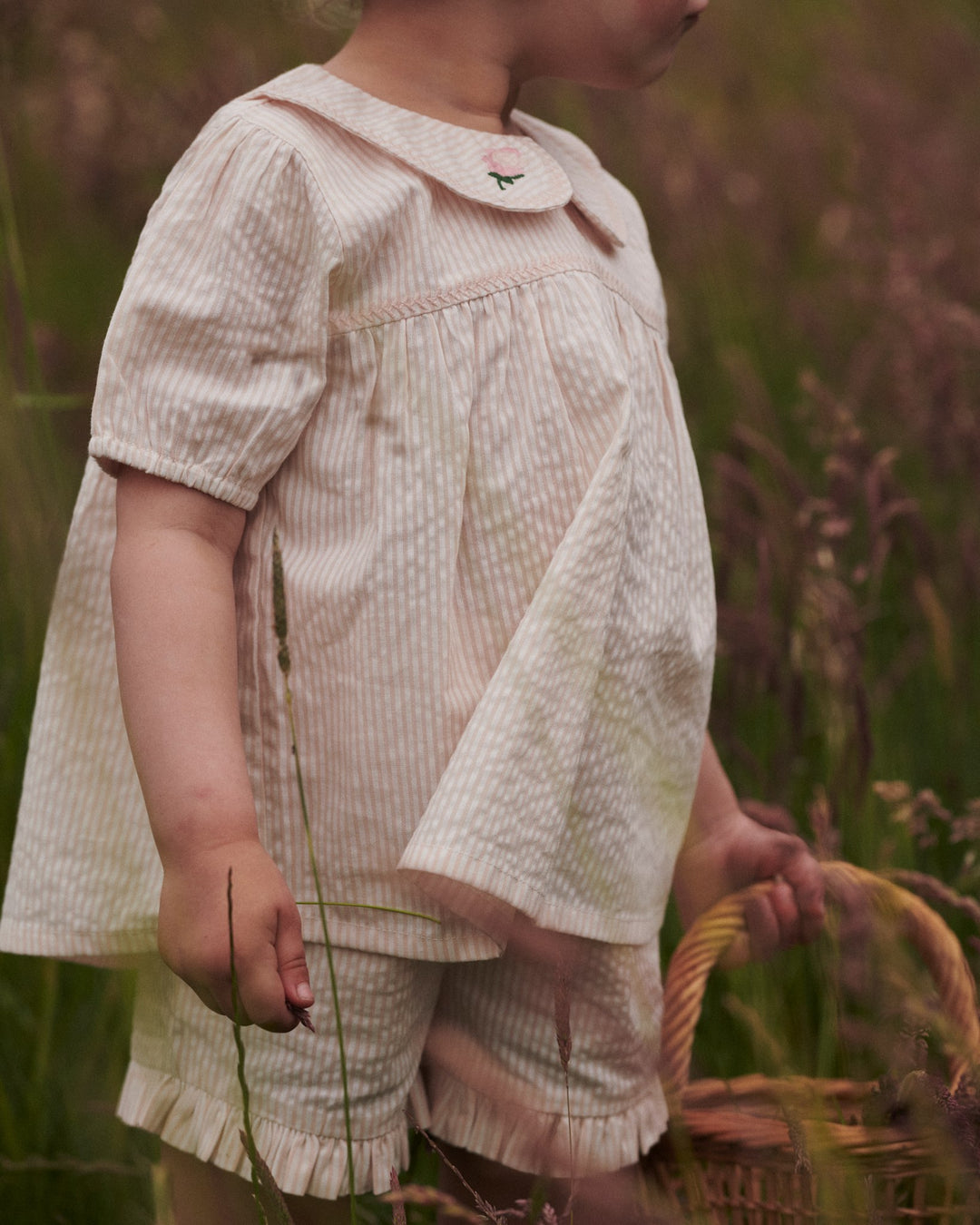 SEERSUCKER BLOUSE W. COLLAR - DUSTY ROSE W CREAM STRIPE