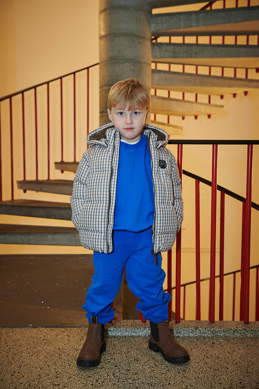 2 in 1 Puffer Jacket w. Removable Sleeves - Check Aop