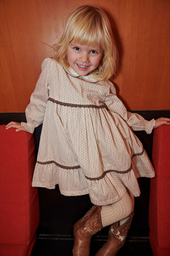 Aop Dress w. Lace Piping and Poplin Collar - Sand Flower Print