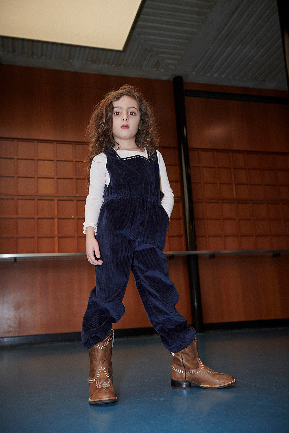 Corduroy Dungaree w. Embroidery - Navy