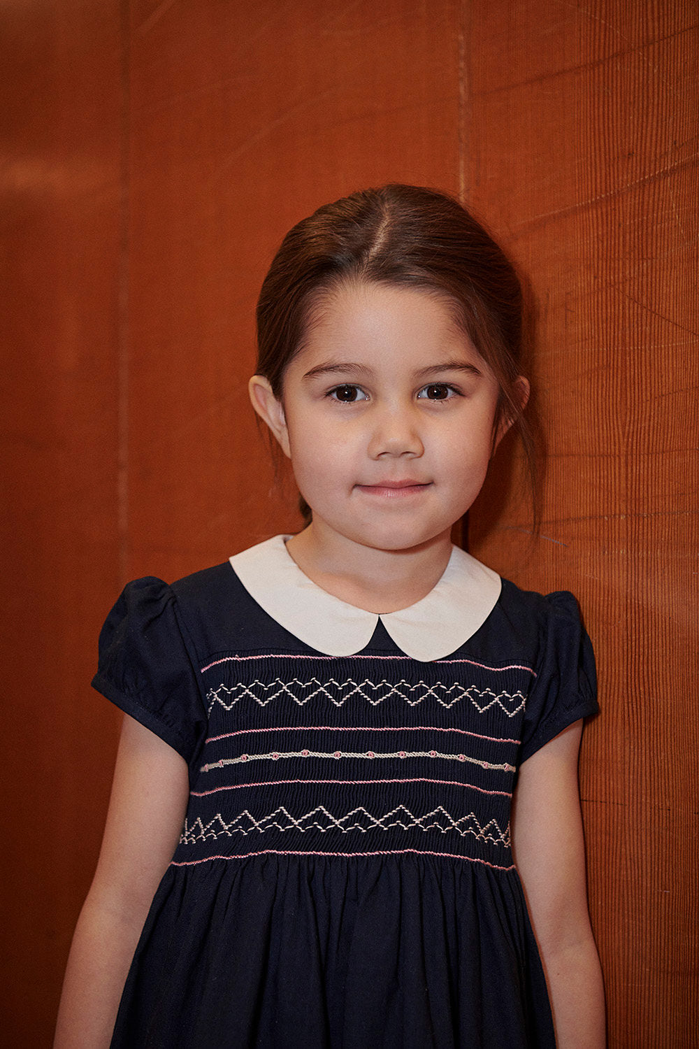 Dress w. Handmade Smock Embroidery - Navy Comb.