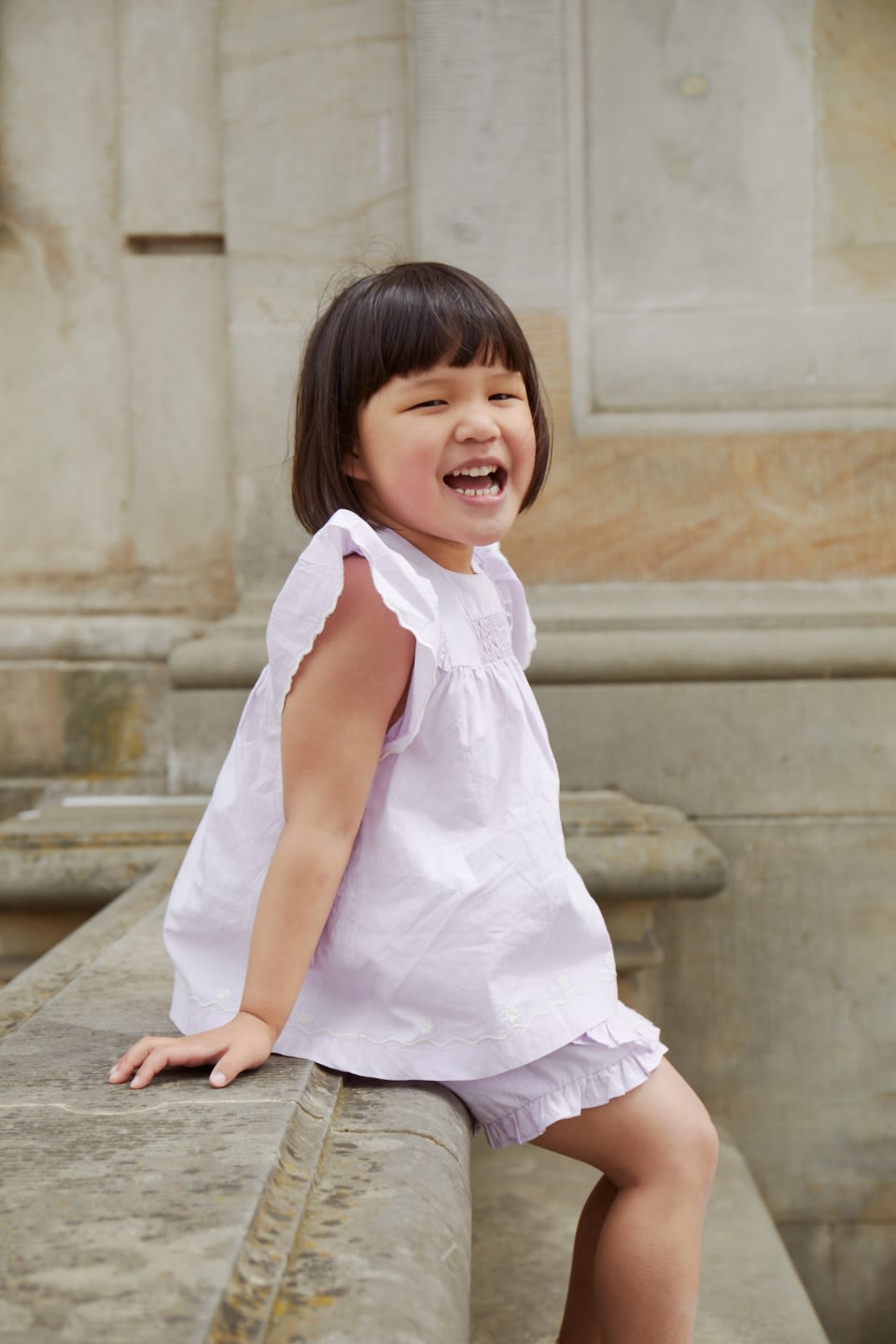 POPLIN EMB. BLOUSE W. FRILL SLEEVES - LAVENDER COMB.