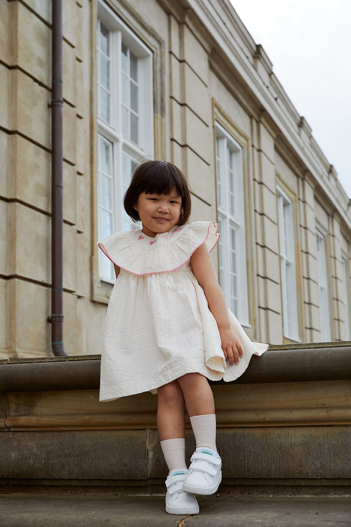 SEERSUCKER DRESS W. HEART - DUSTY ROSE W CREAM STRIPE W PINK