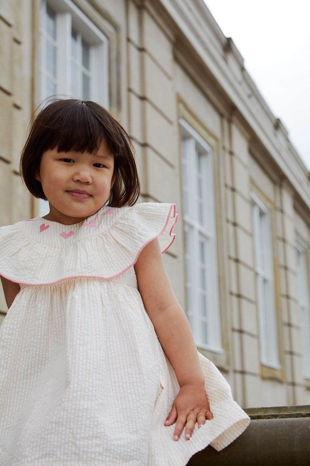 SEERSUCKER DRESS W. HEART - DUSTY ROSE W CREAM STRIPE W PINK