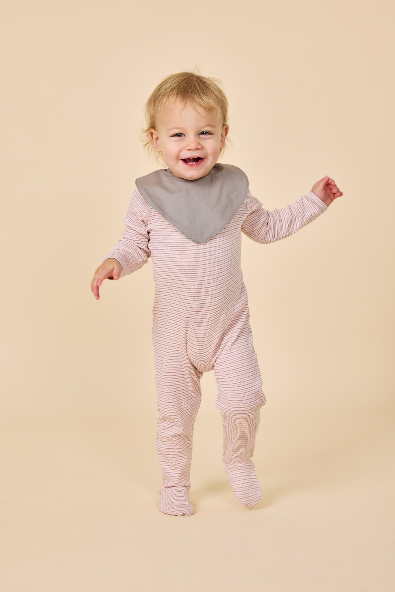 STRIPED FULL BODY W. BACK OPENING - SOFT PINK STRIPE